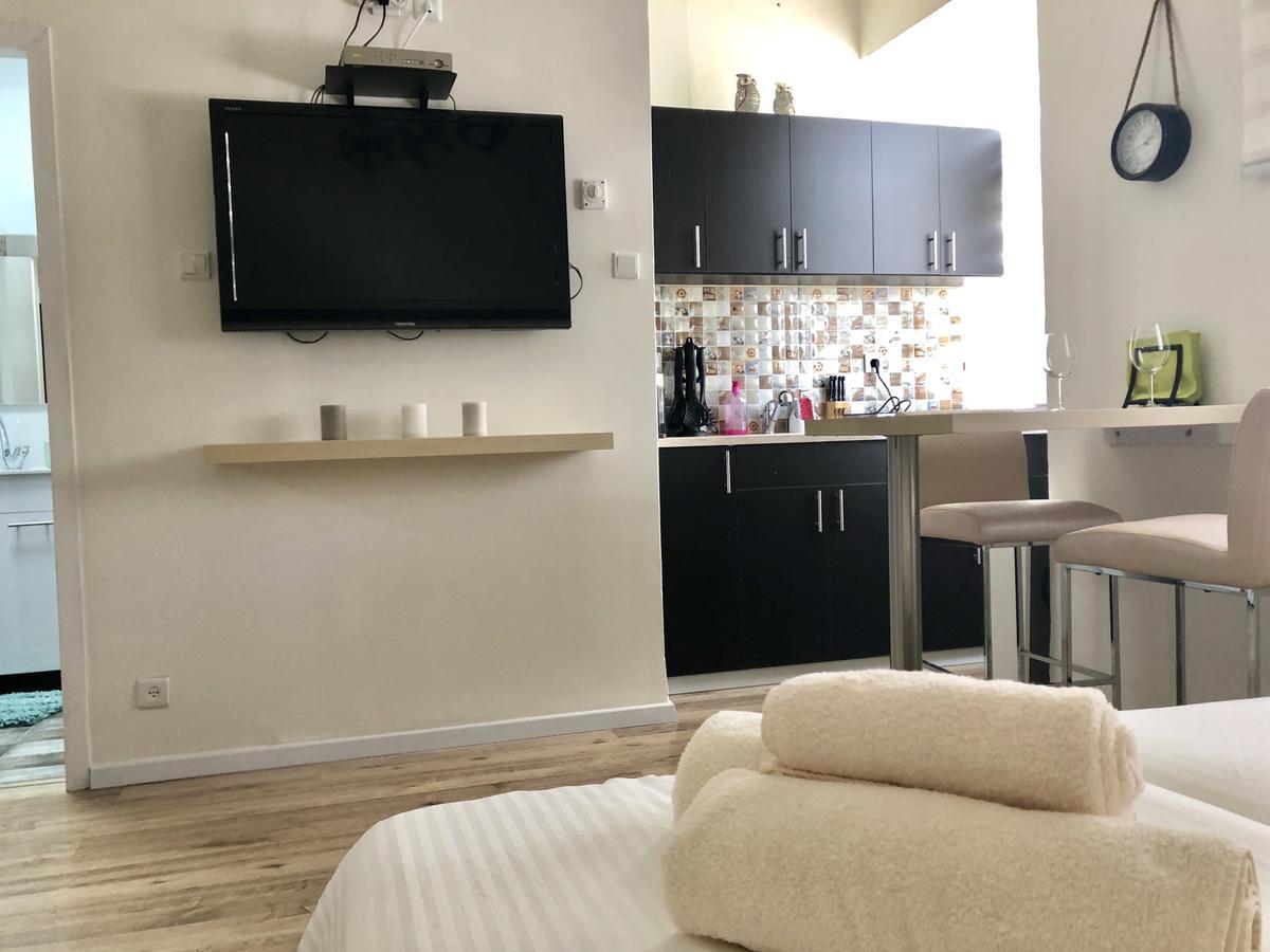Studio Apartment In Bat-Yam 바트얌 외부 사진